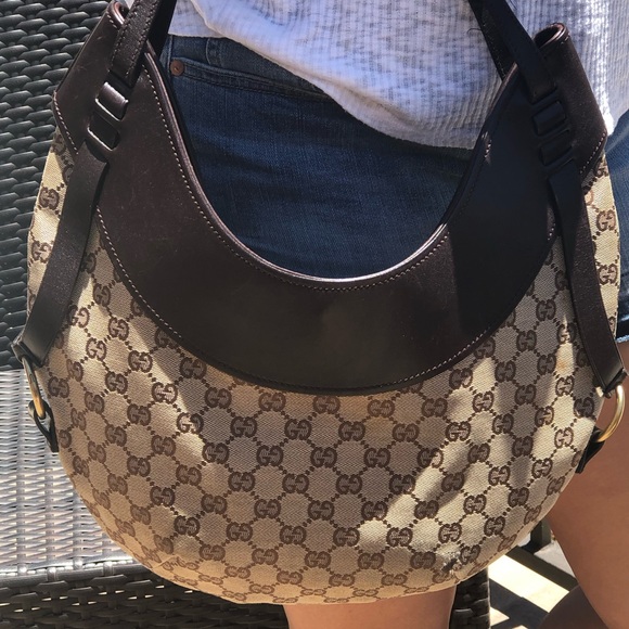 Authentic Gucci hobo handbag - Picture 2 of 6